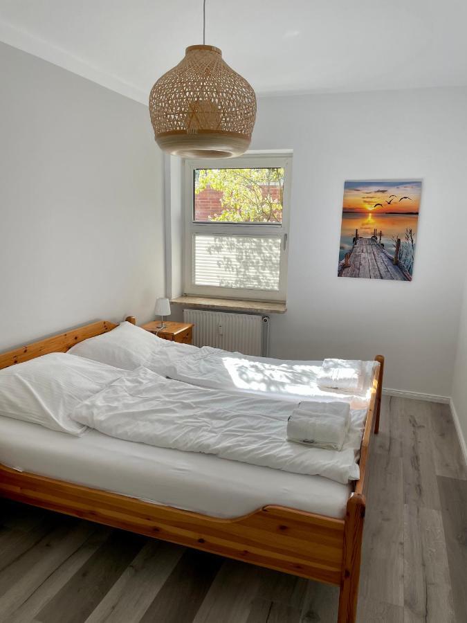 Ferienwohnung Bullerby-Buesum, Ehemals Hollaenderei Екстериор снимка